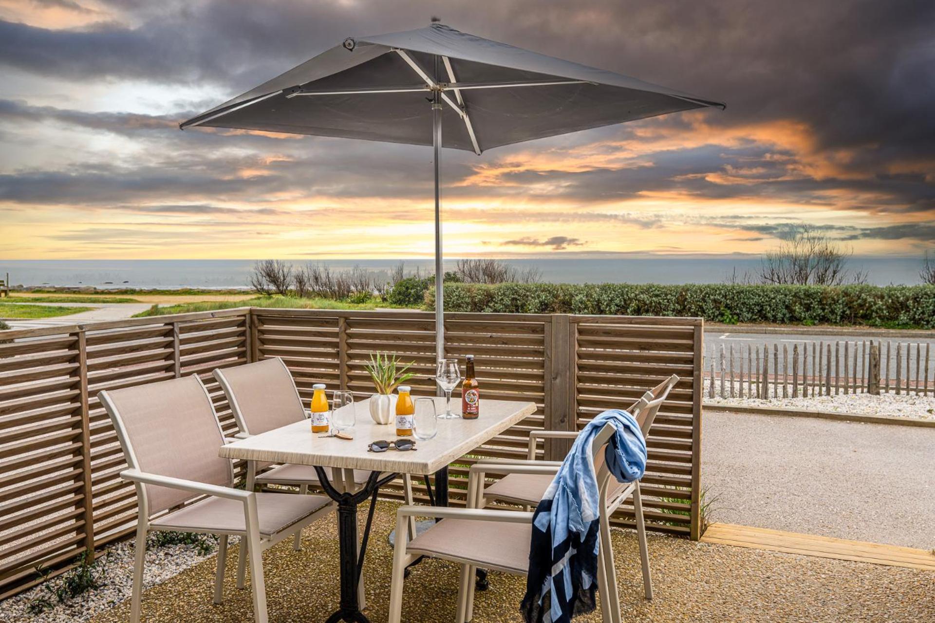 Logis Hotellerie Les Brisants , Restaurant J M Perochon Brétignolles-sur-Mer Eksteriør bilde