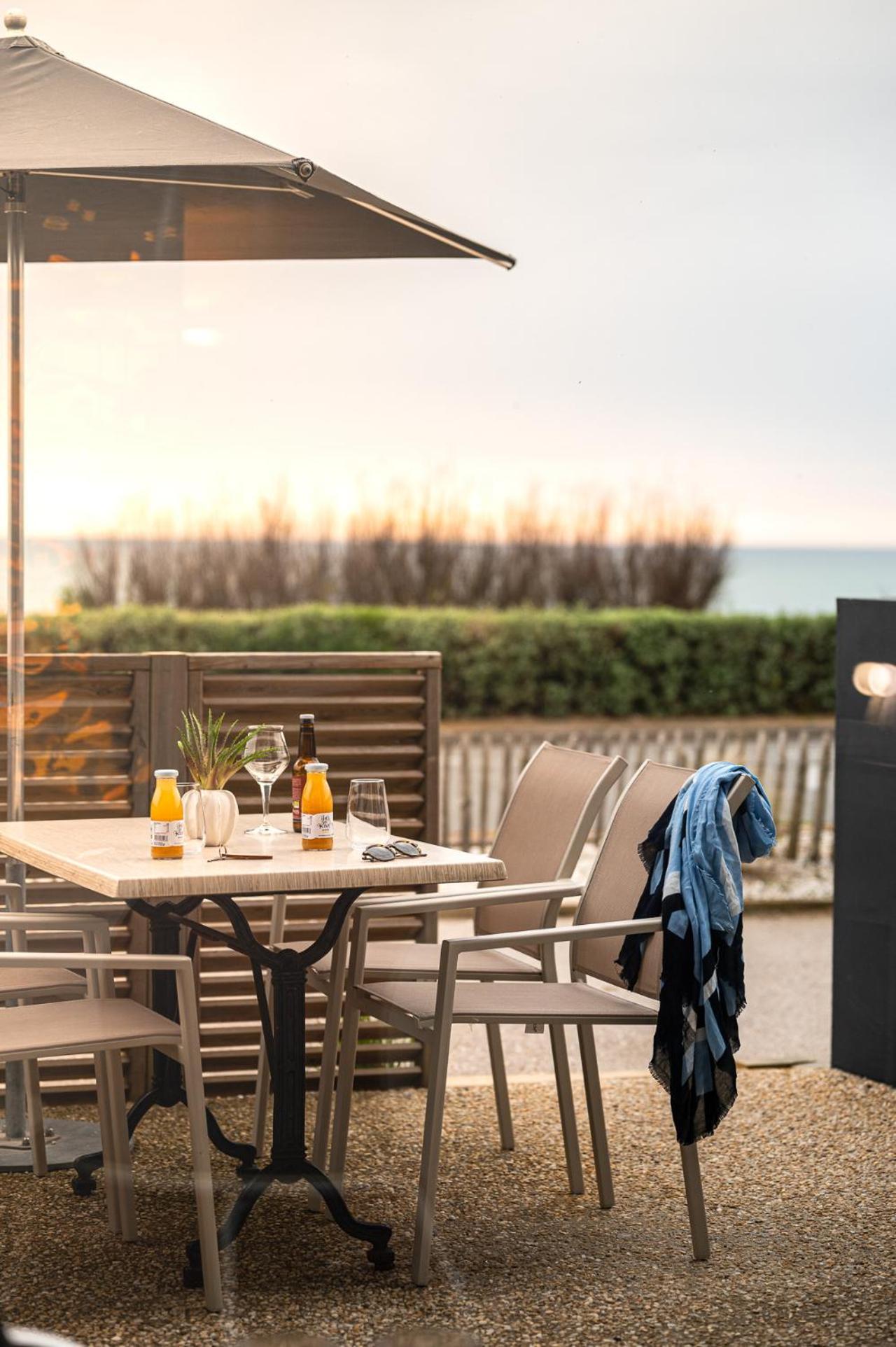 Logis Hotellerie Les Brisants , Restaurant J M Perochon Brétignolles-sur-Mer Eksteriør bilde